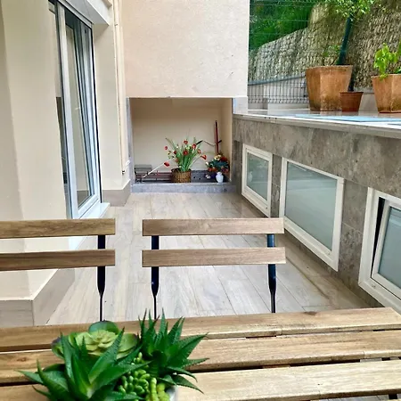 Piso Con Terraza Junto A La Playa